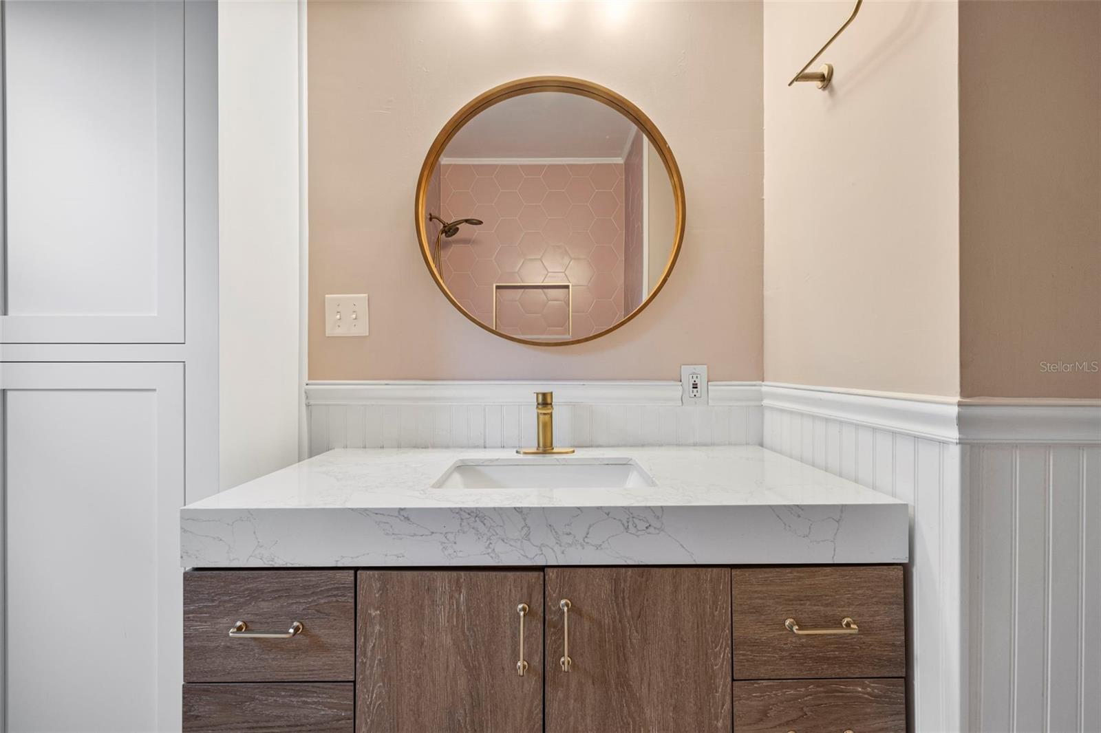 5709 N SUWANEE AVE, TAMPA, FL, 33604