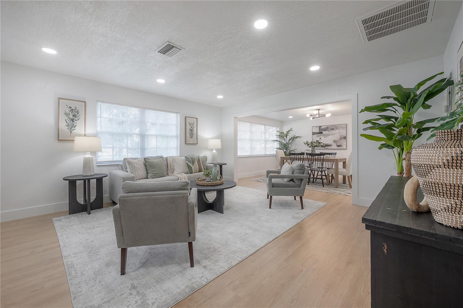 3118 W SLIGH AVE, TAMPA, FL, 33614