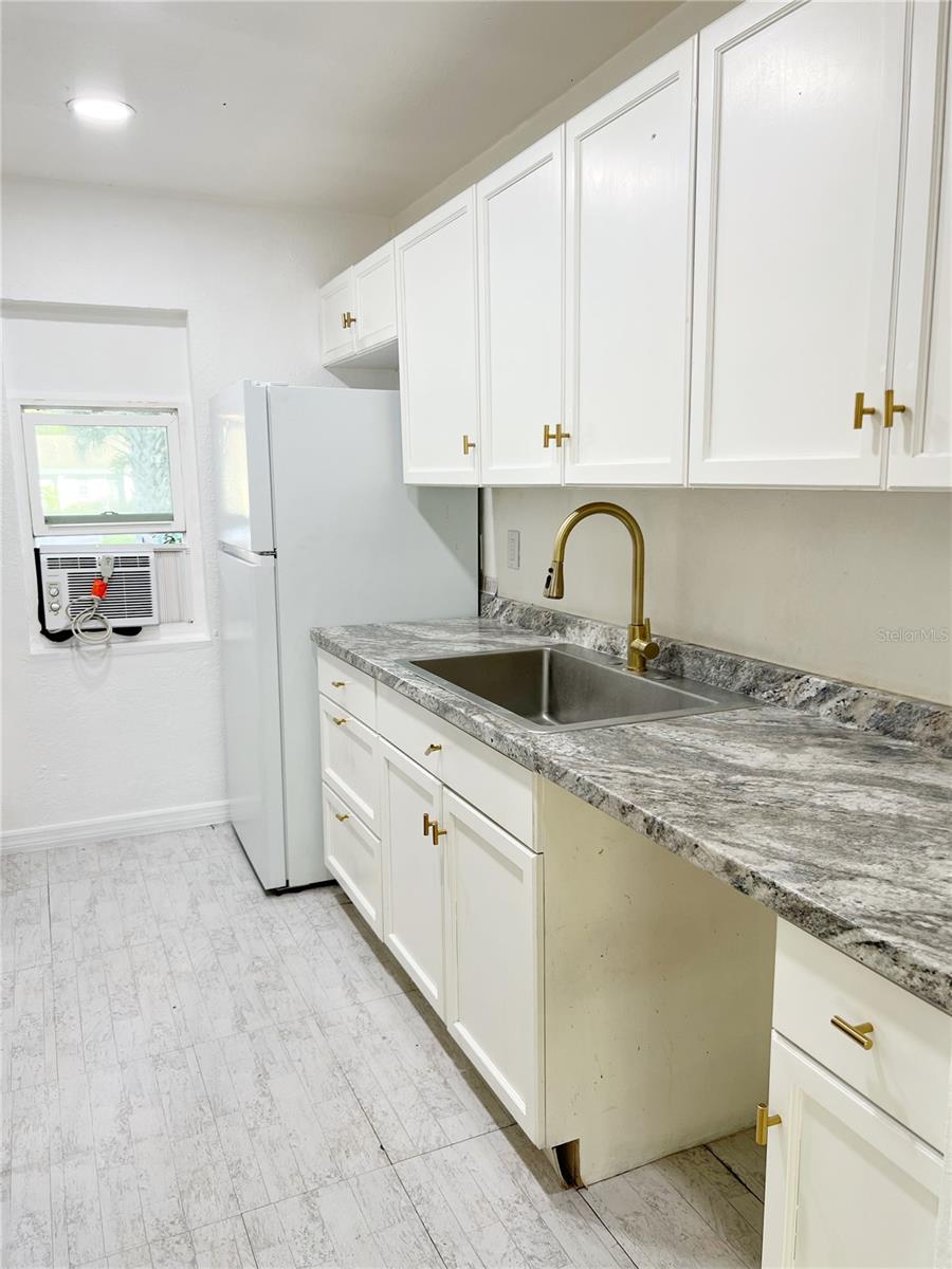 2544 CLAIRMONT AVE, SANFORD, FL, 32773