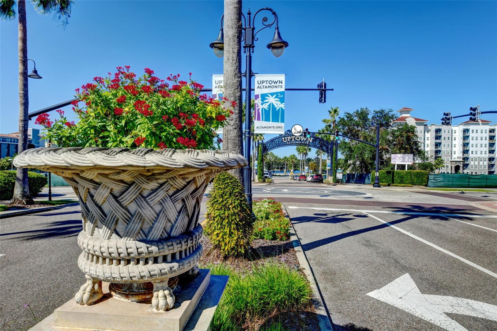 457 E HIGHLAND ST, ALTAMONTE SPRINGS, FL, 32701