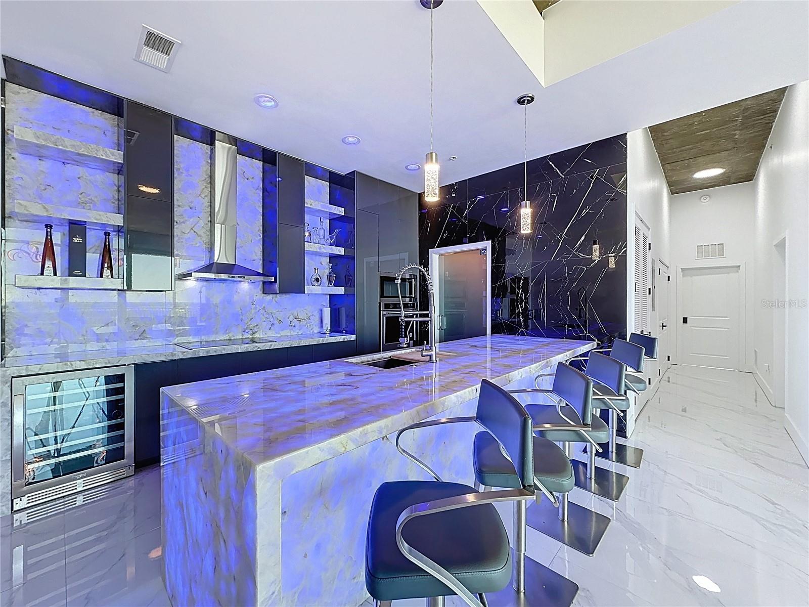 155 S COURT AVE #PENTHOUSE (2905), ORLANDO, FL, 32801