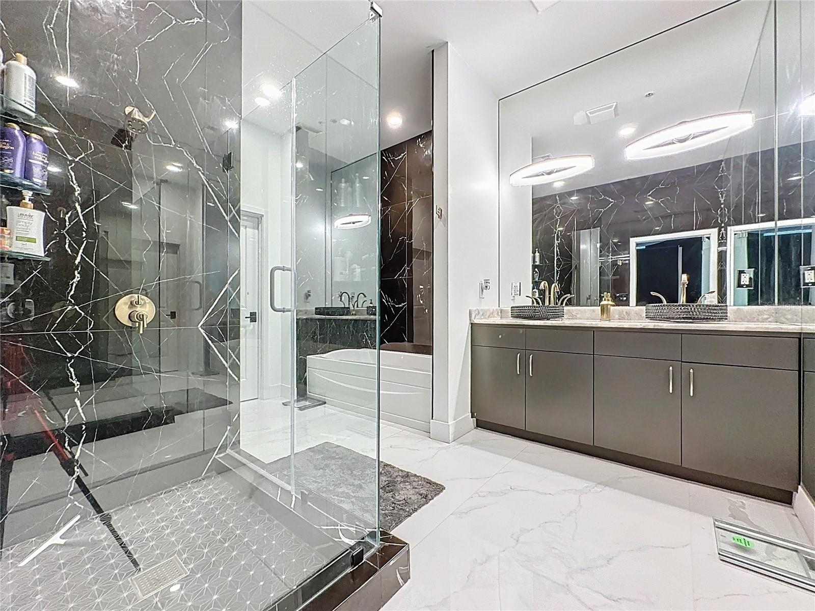 155 S COURT AVE #PENTHOUSE (2905), ORLANDO, FL, 32801