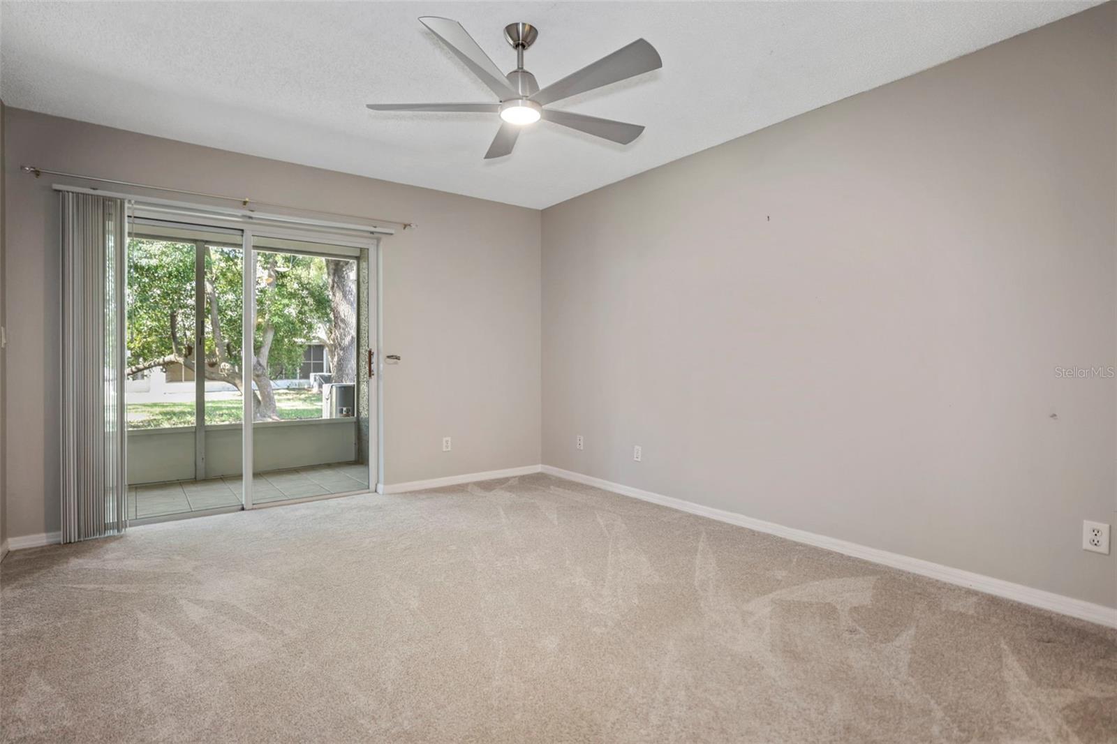 102 STEEPLECHASE LN, PALM HARBOR, FL, 34684