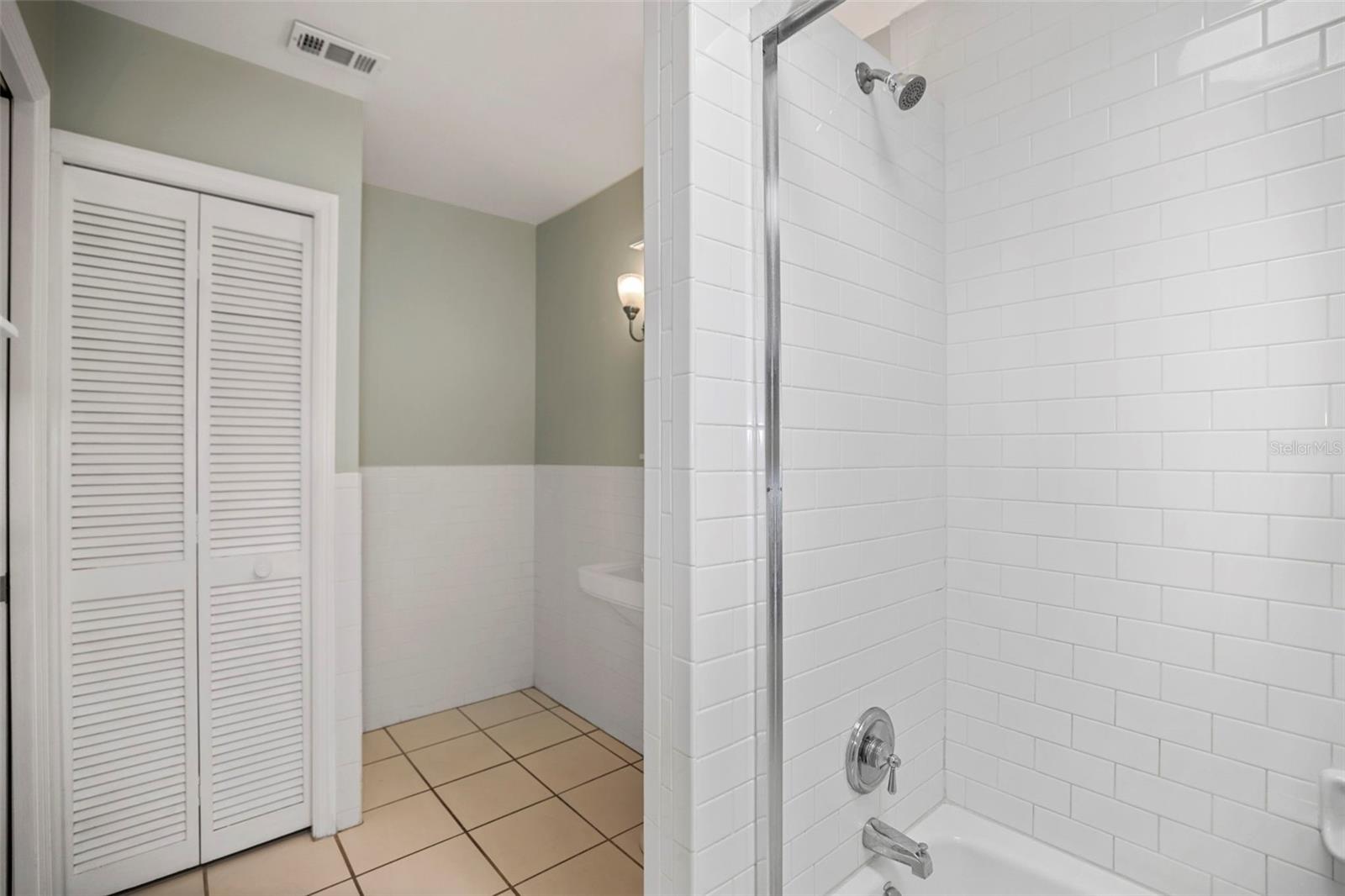 102 STEEPLECHASE LN, PALM HARBOR, FL, 34684