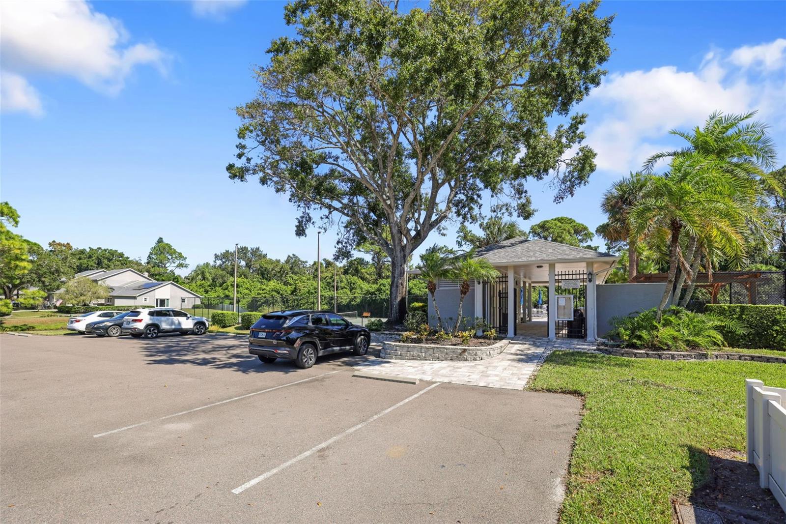 102 STEEPLECHASE LN, PALM HARBOR, FL, 34684