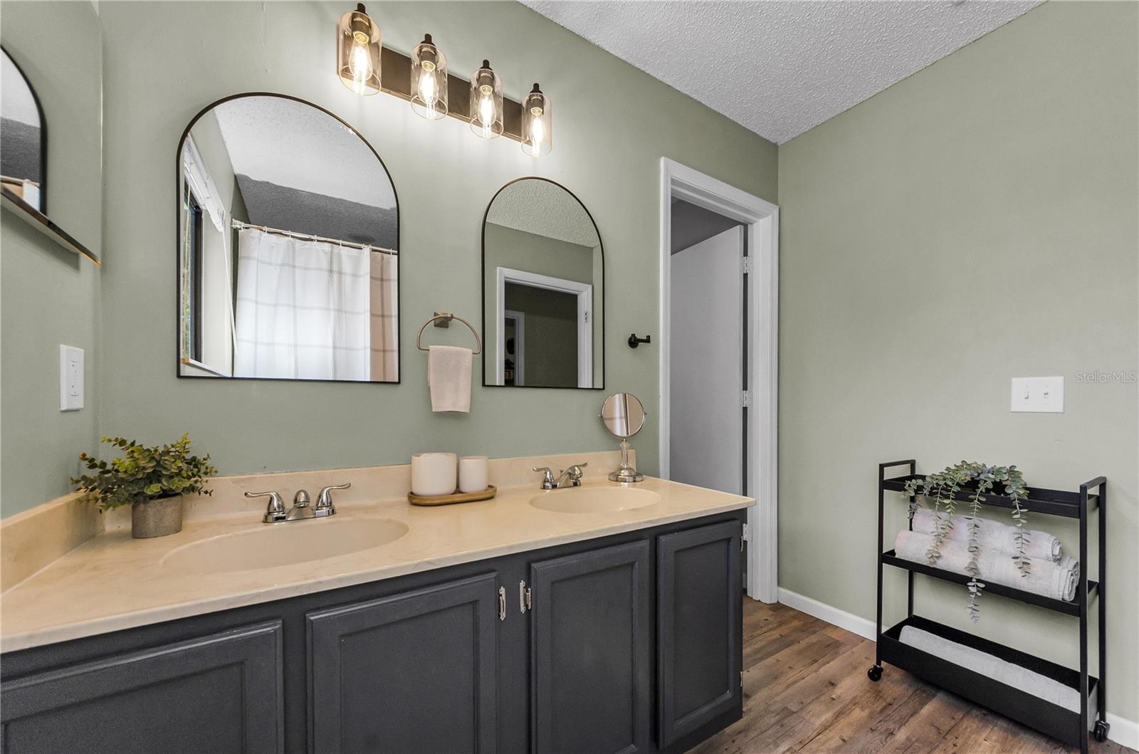 1916 RIVER CROSSING DR, VALRICO, FL, 33596