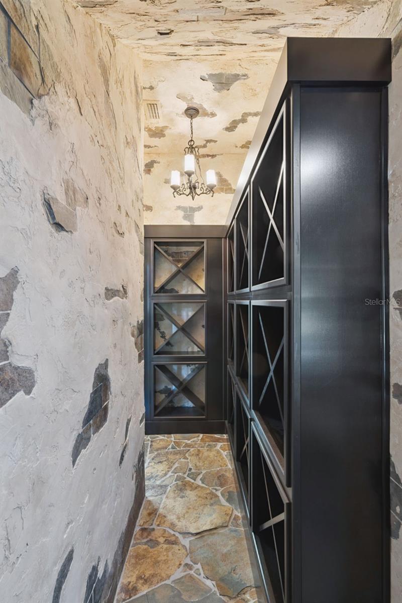 O6353035 Property Photo