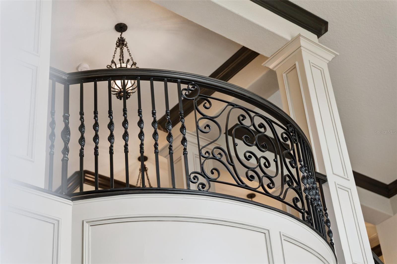 O6353035 Property Photo