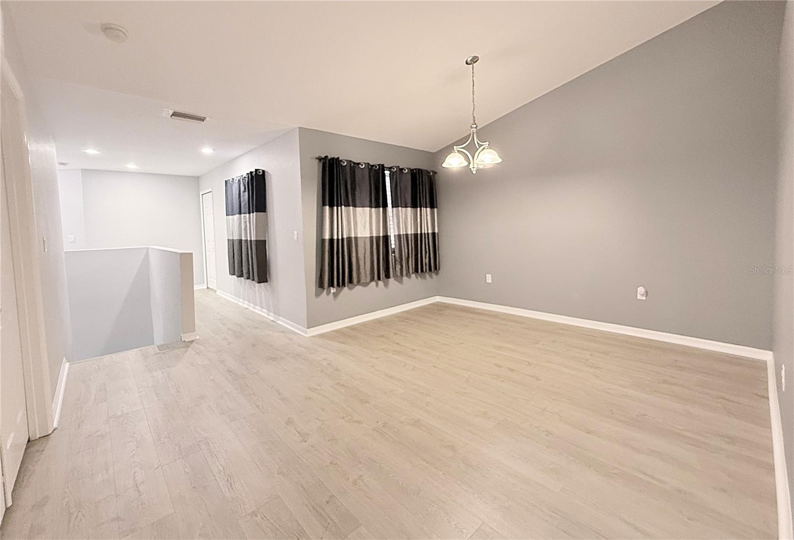 1719 HAMMOCKS AVE, LUTZ, FL, 33549