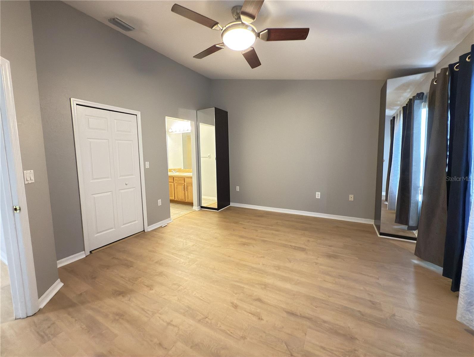 1719 HAMMOCKS AVE, LUTZ, FL, 33549