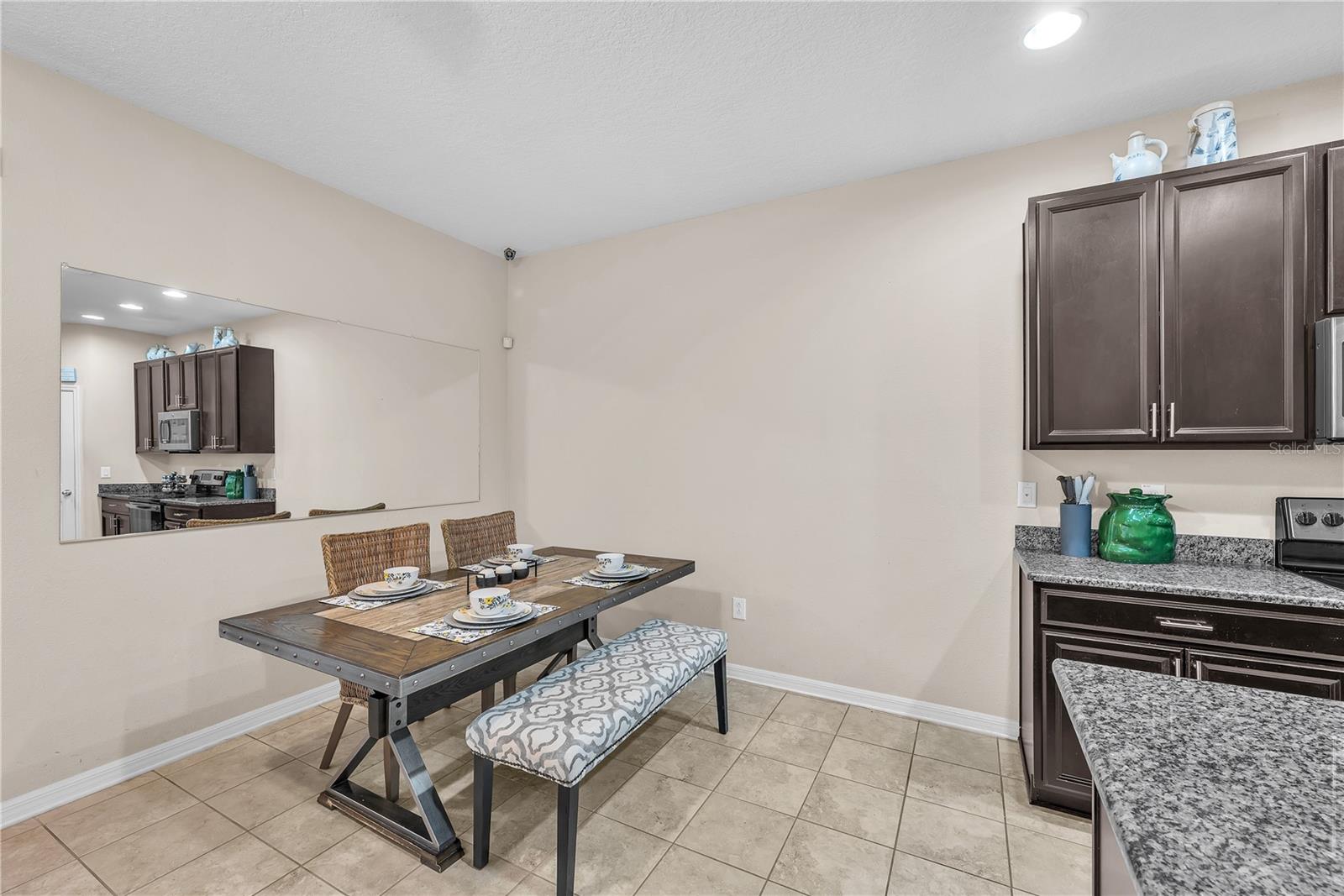 7085 WOODCHASE GLEN DR, RIVERVIEW, FL, 33578