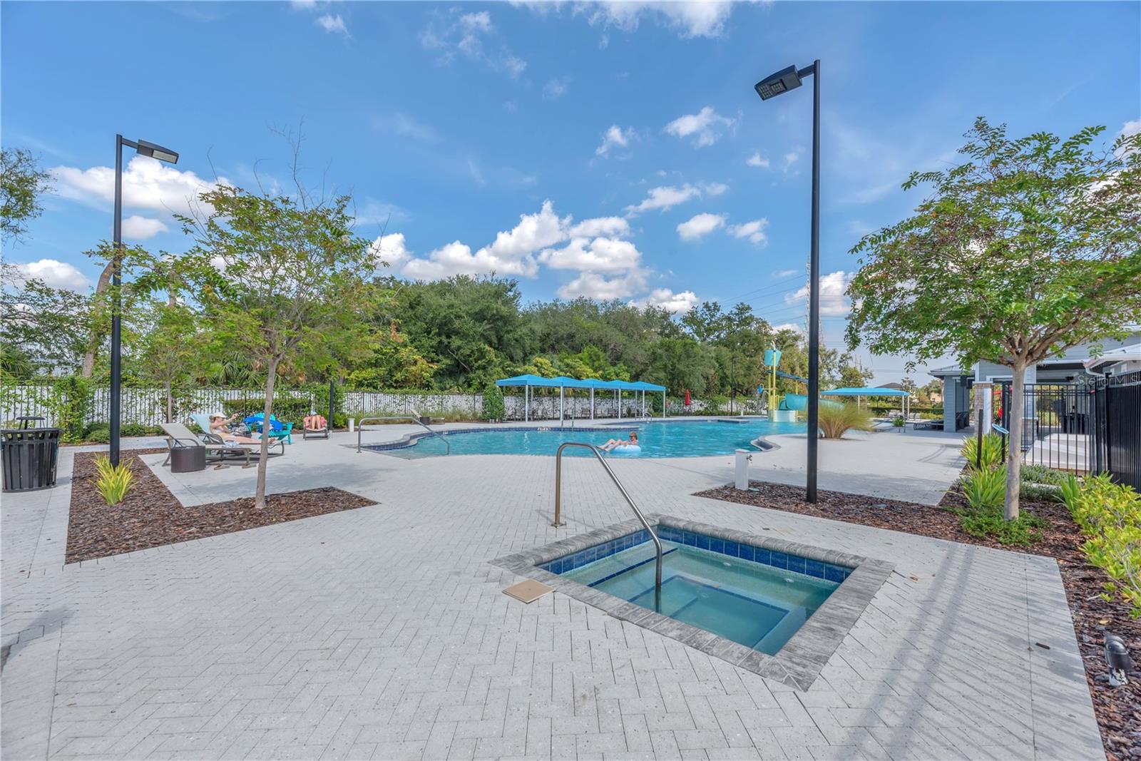 7085 WOODCHASE GLEN DR, RIVERVIEW, FL, 33578