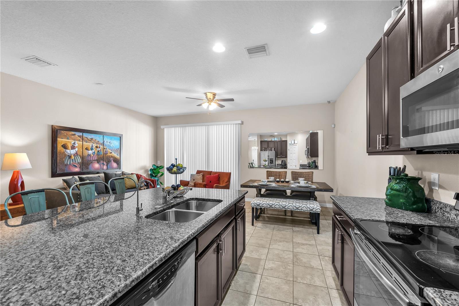 7085 WOODCHASE GLEN DR, RIVERVIEW, FL, 33578