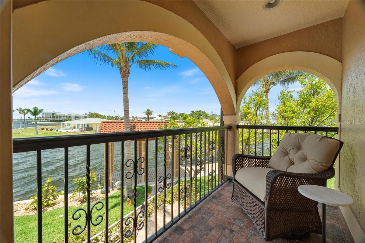 266 BANGSBERG RD SE, PORT CHARLOTTE, FL, 33952