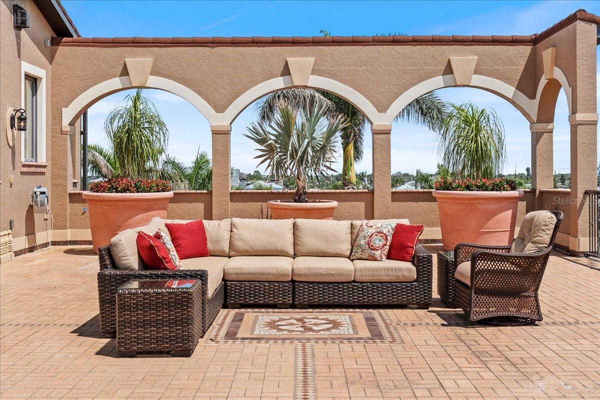 266 BANGSBERG RD SE, PORT CHARLOTTE, FL, 33952