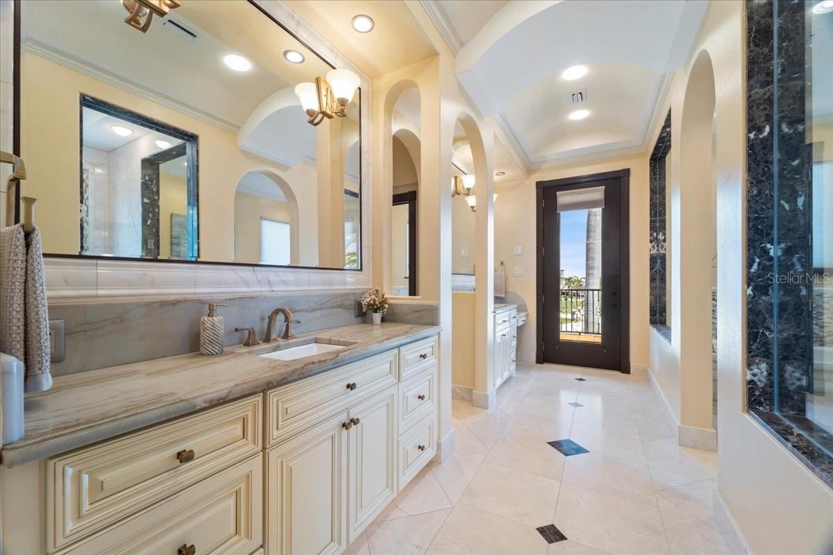 266 BANGSBERG RD SE, PORT CHARLOTTE, FL, 33952