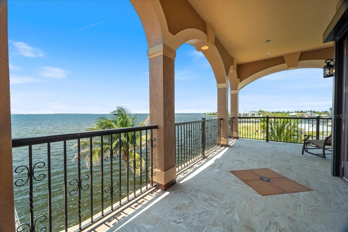 266 BANGSBERG RD SE, PORT CHARLOTTE, FL, 33952