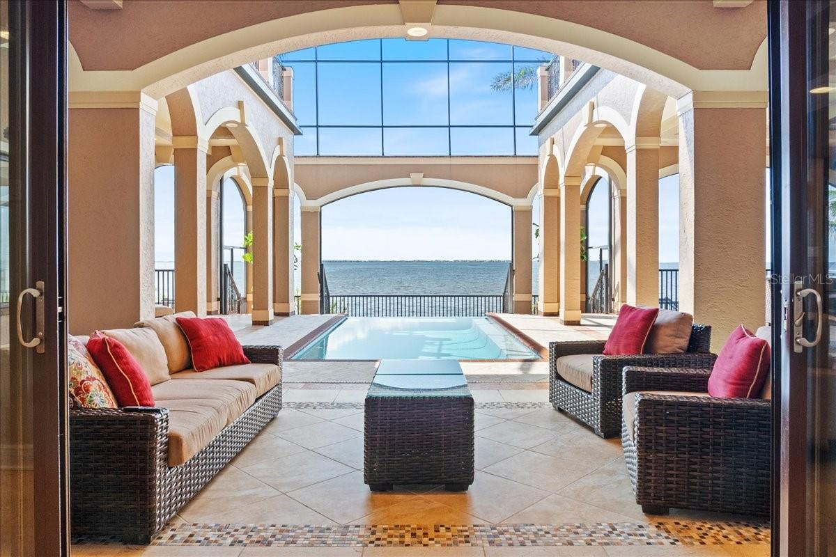 266 BANGSBERG RD SE, PORT CHARLOTTE, FL, 33952