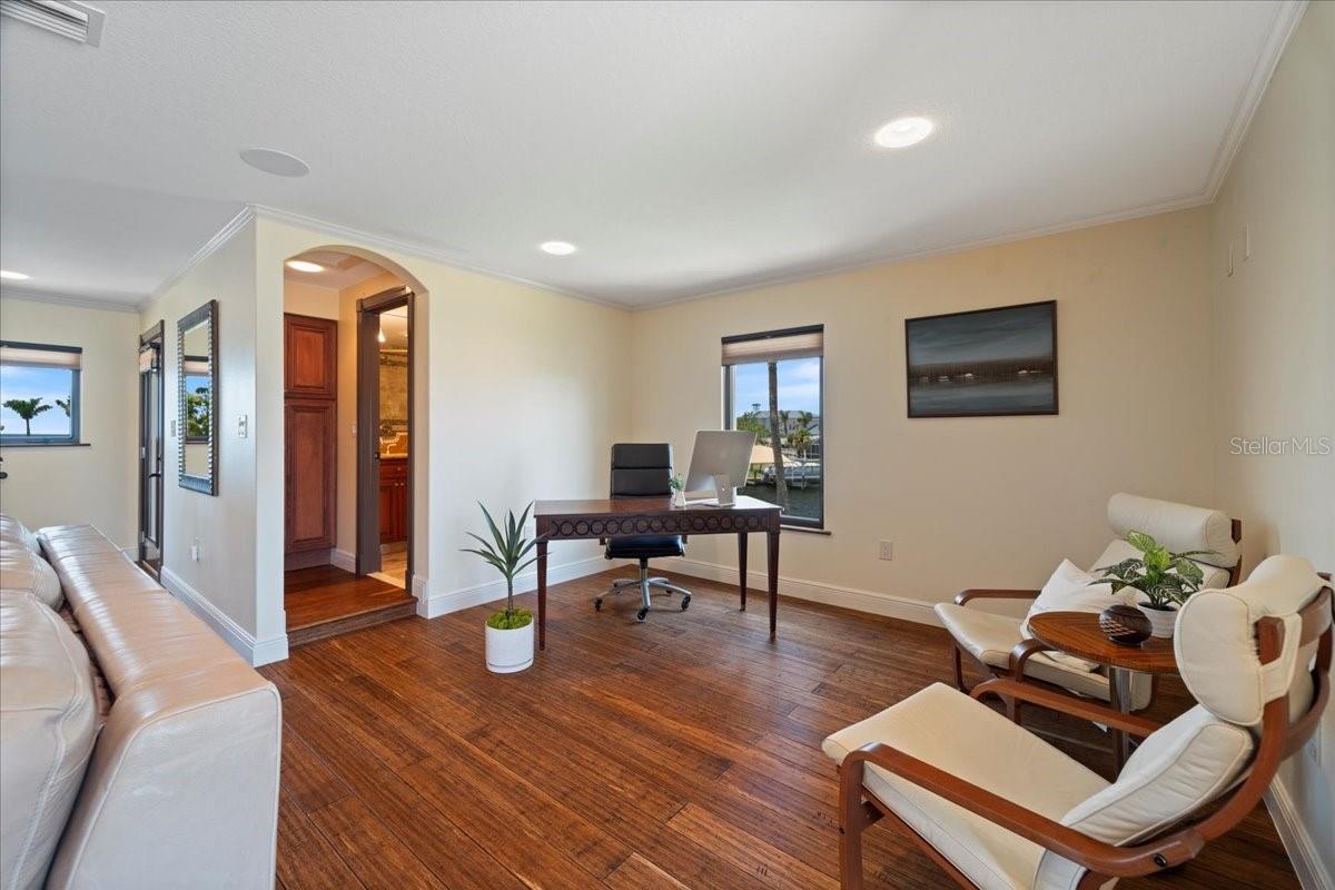 266 BANGSBERG RD SE, PORT CHARLOTTE, FL, 33952