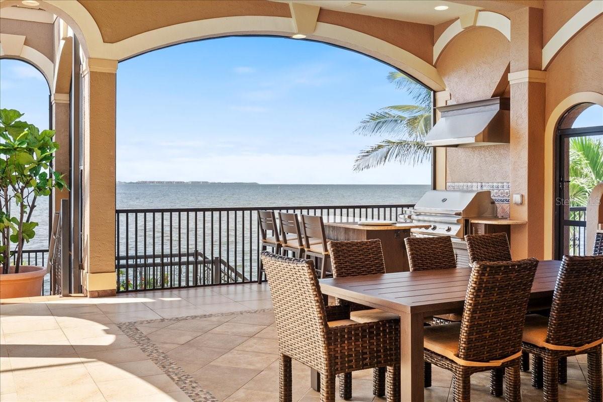 266 BANGSBERG RD SE, PORT CHARLOTTE, FL, 33952