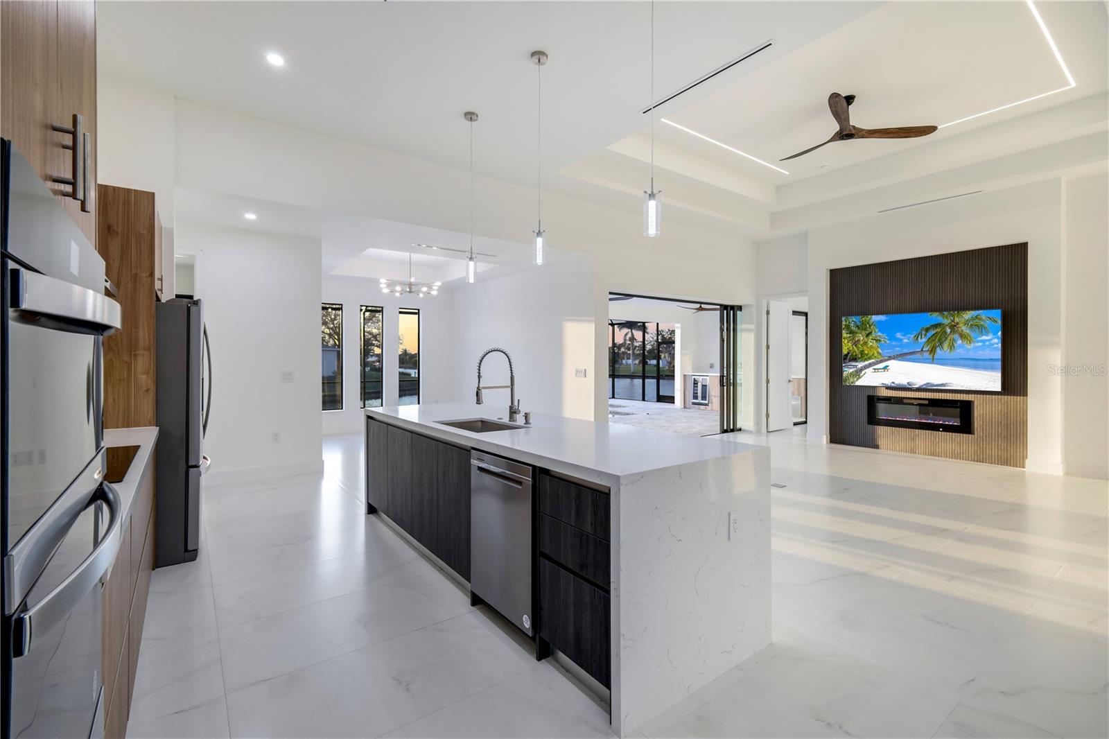 9493 ST PAUL DR, PORT CHARLOTTE, FL, 33981