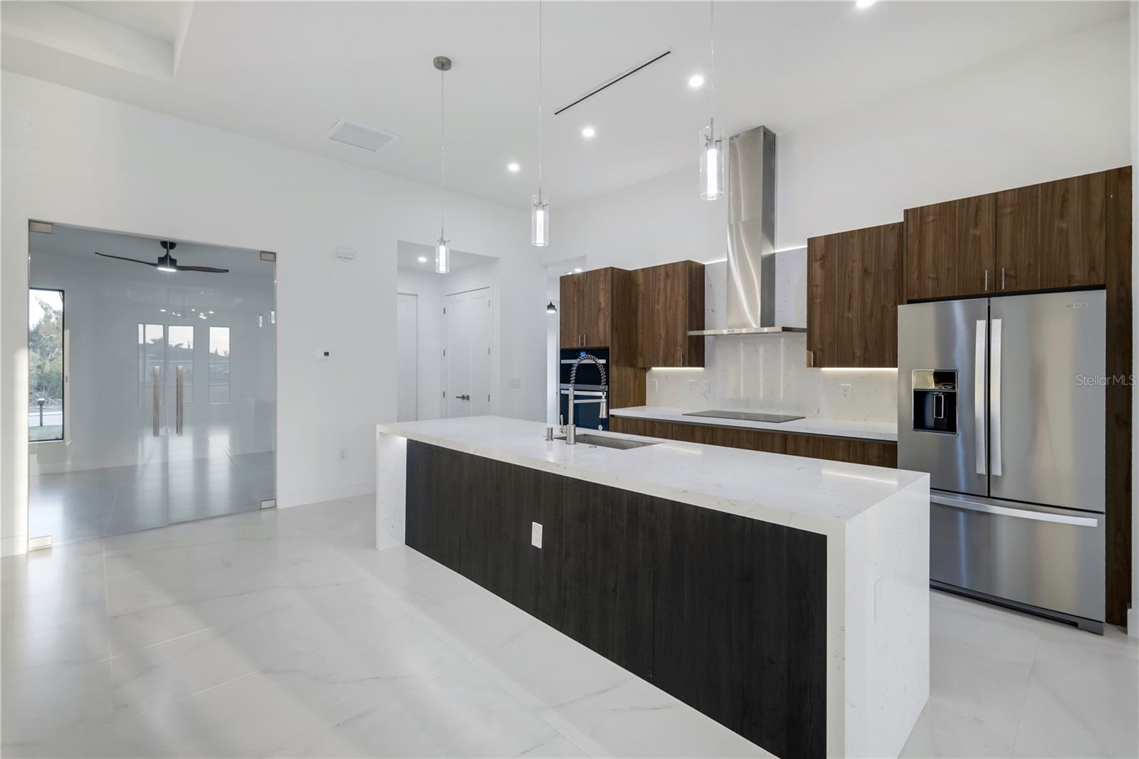 9493 ST PAUL DR, PORT CHARLOTTE, FL, 33981