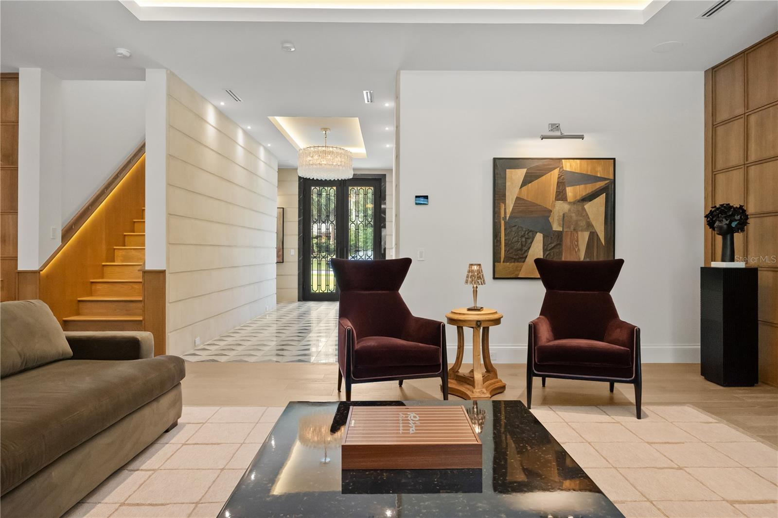 O6353083 Property Photo