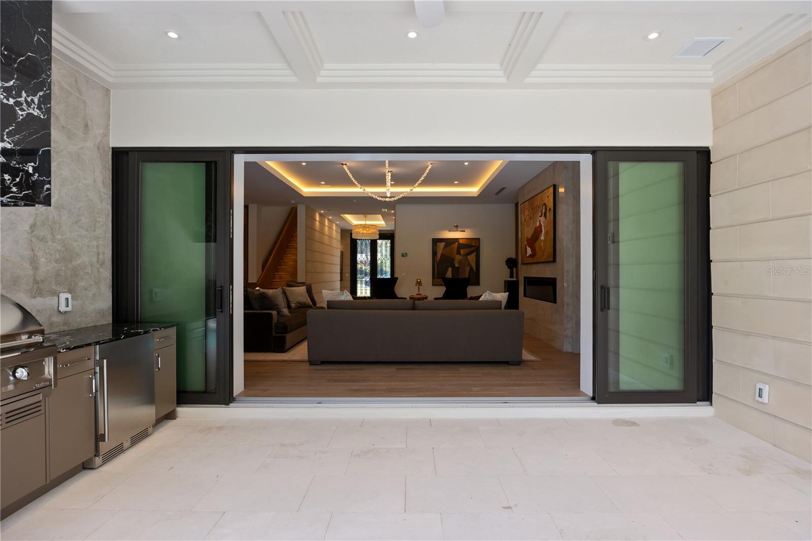 O6353083 Property Photo