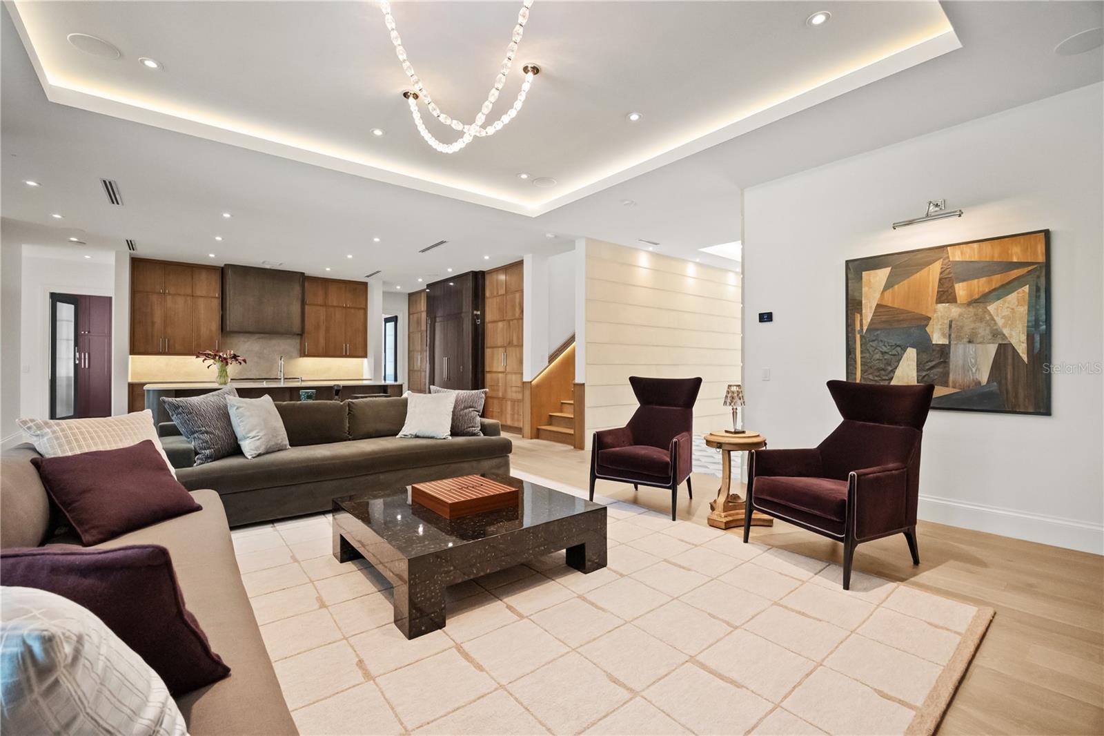 O6353083 Property Photo