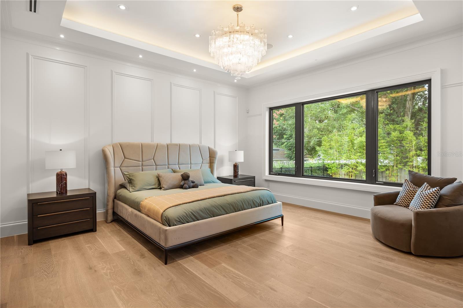 O6353083 Property Photo