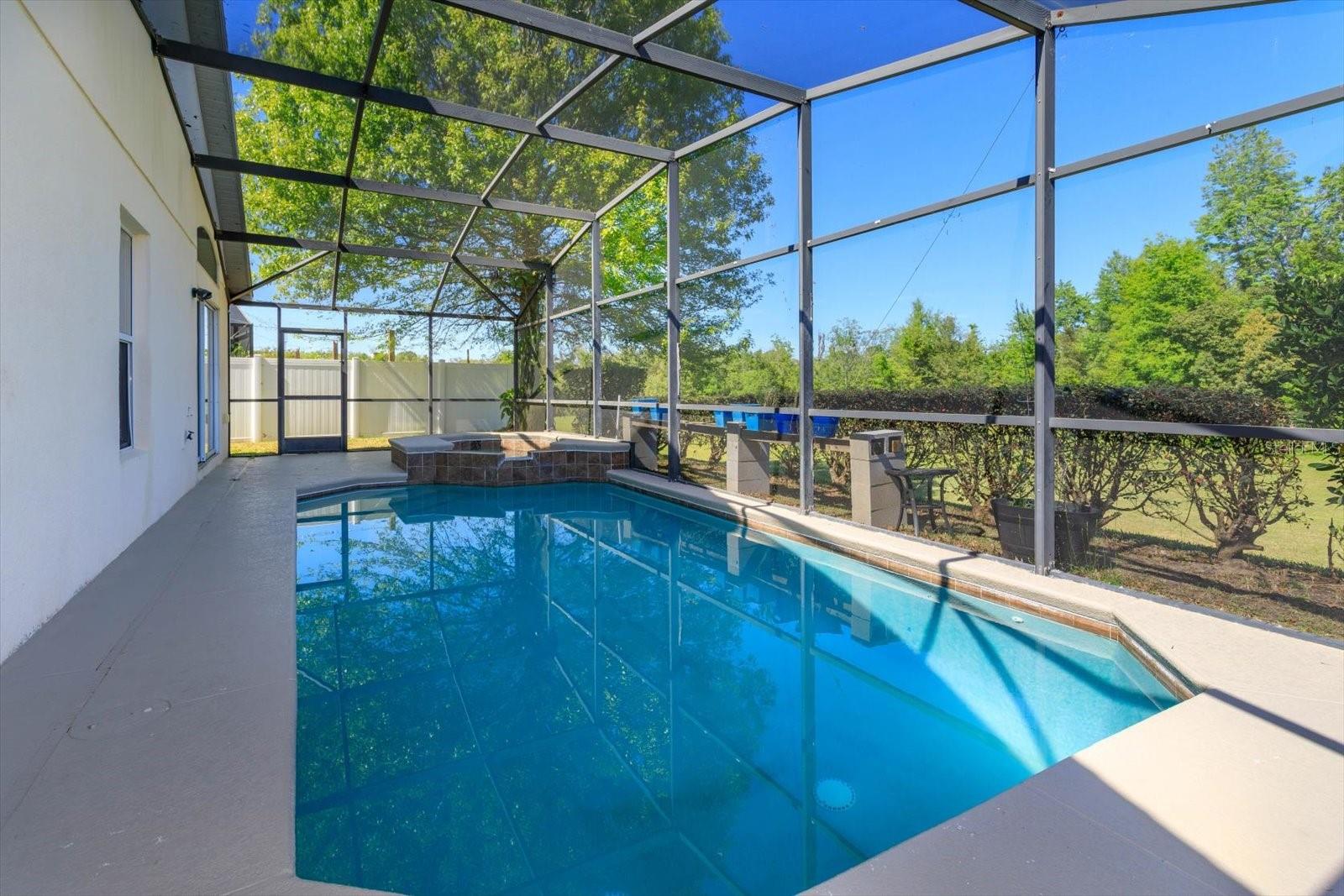 2415 SABASTIAN ST, MOUNT DORA, FL, 32757