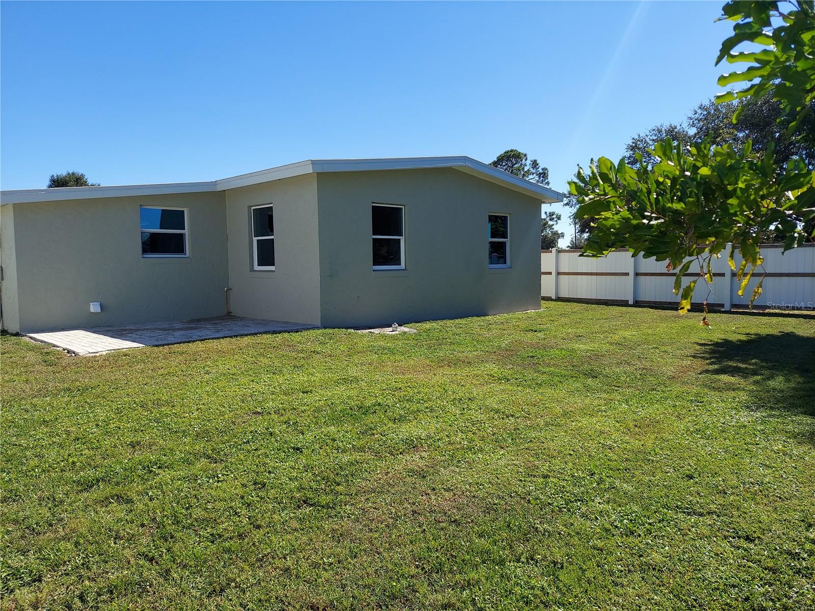 3165 CRESTWOOD DR, PORT CHARLOTTE, FL, 33952