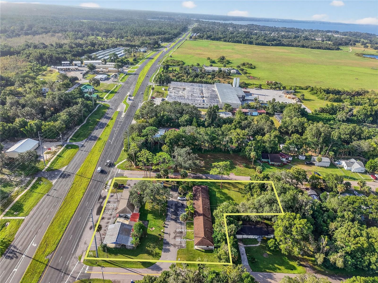 37415 STATE ROAD 19, UMATILLA, FL, 32784