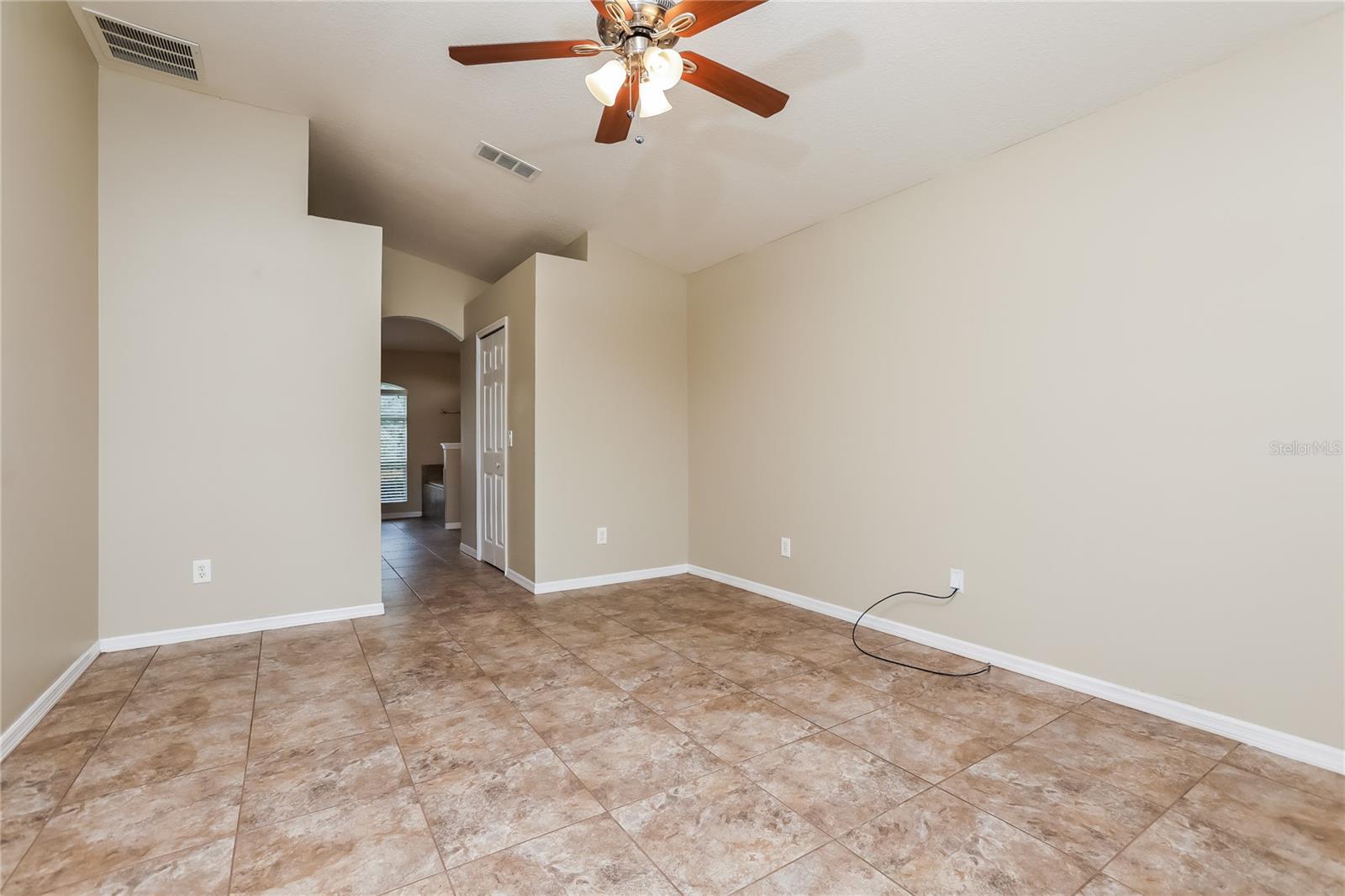 3131 BRANCHVILLE DR, DELTONA, FL, 32738