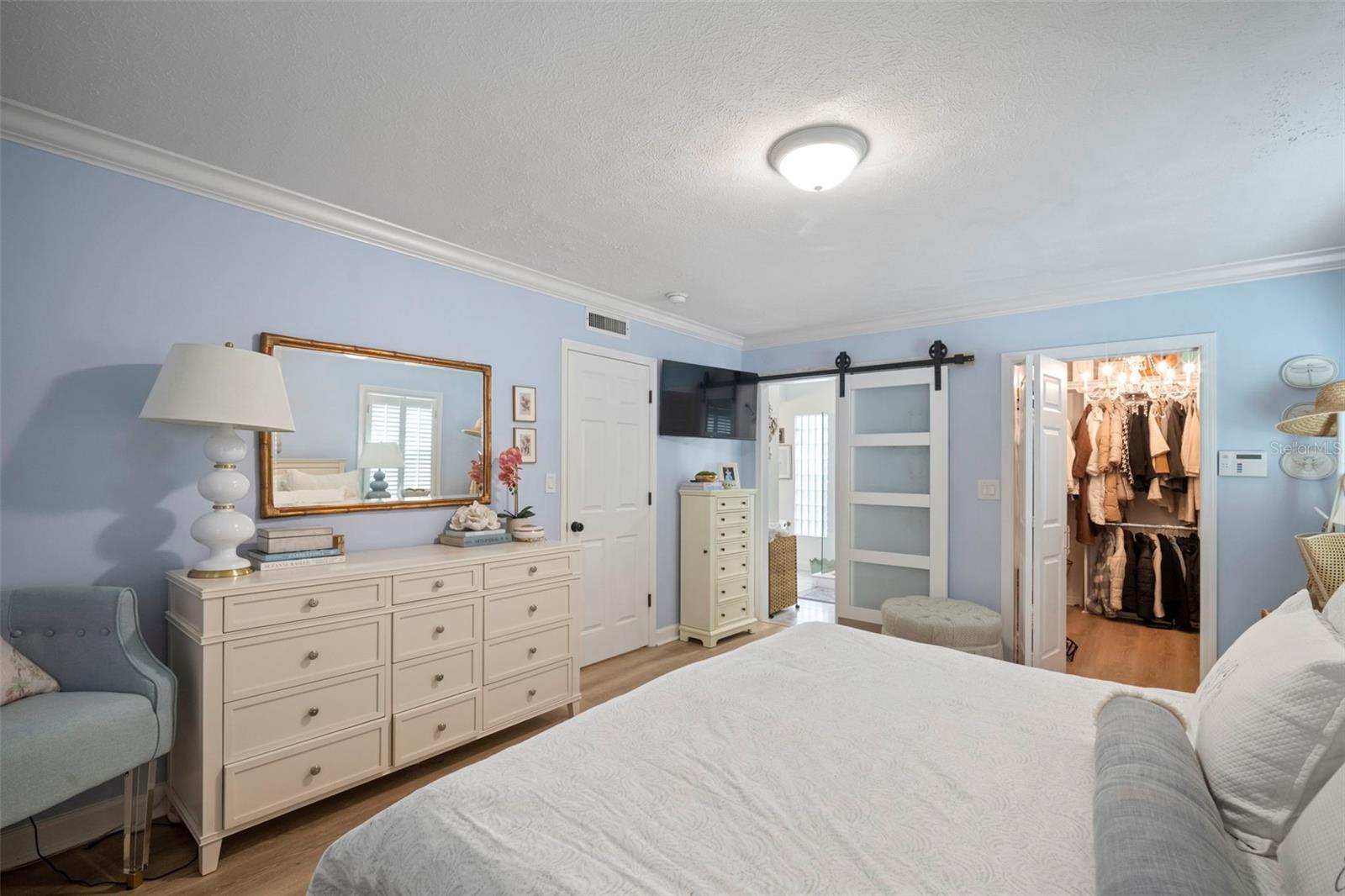 2802 LINTHICUM PL, TAMPA, FL, 33618