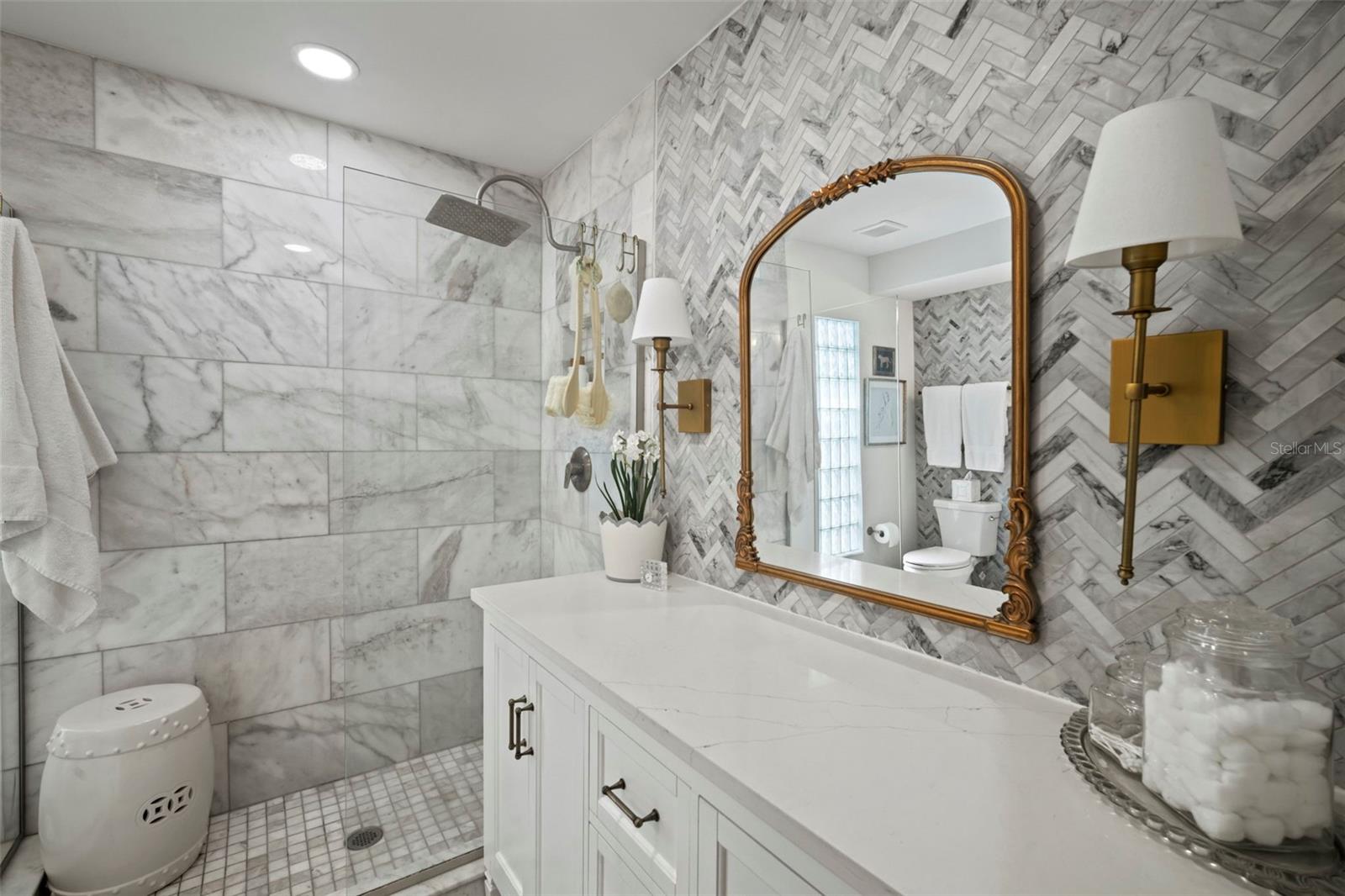 2802 LINTHICUM PL, TAMPA, FL, 33618