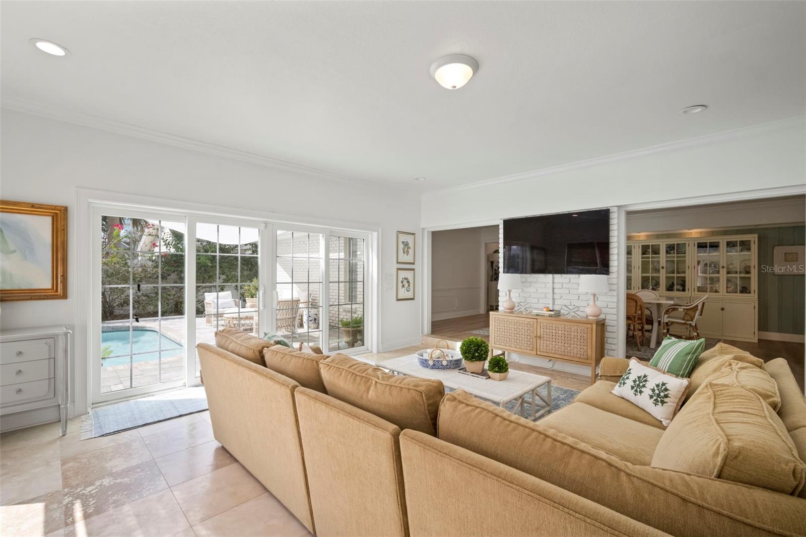 2802 LINTHICUM PL, TAMPA, FL, 33618