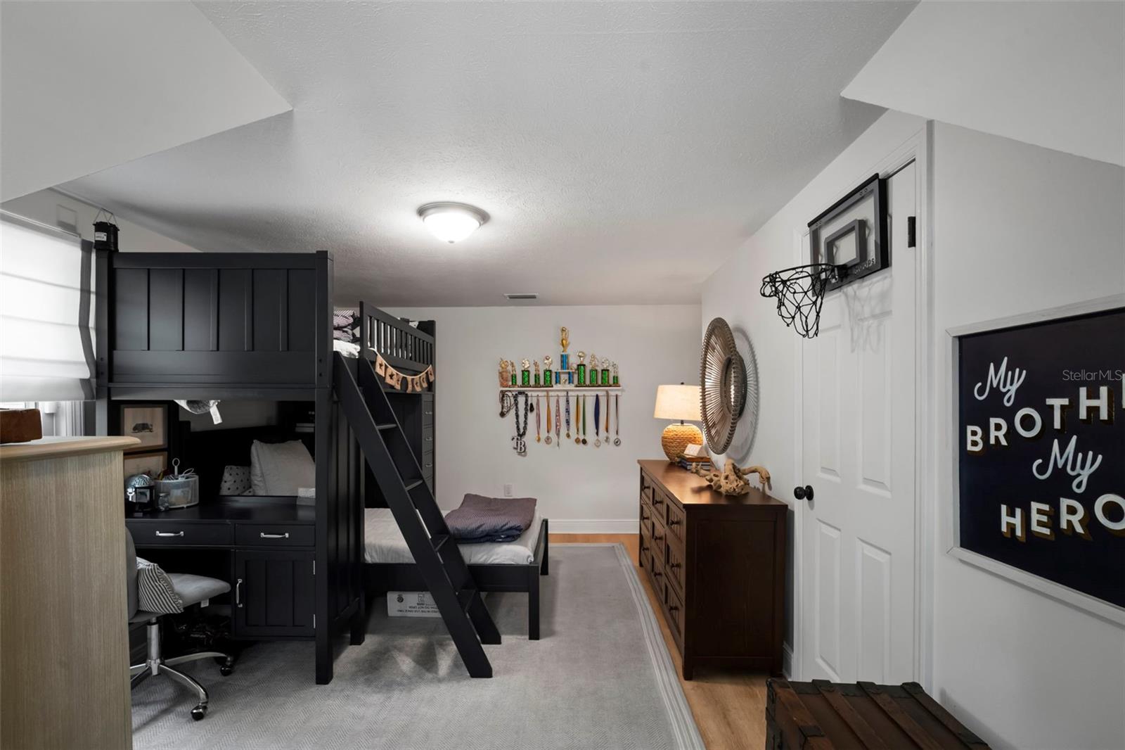 2802 LINTHICUM PL, TAMPA, FL, 33618