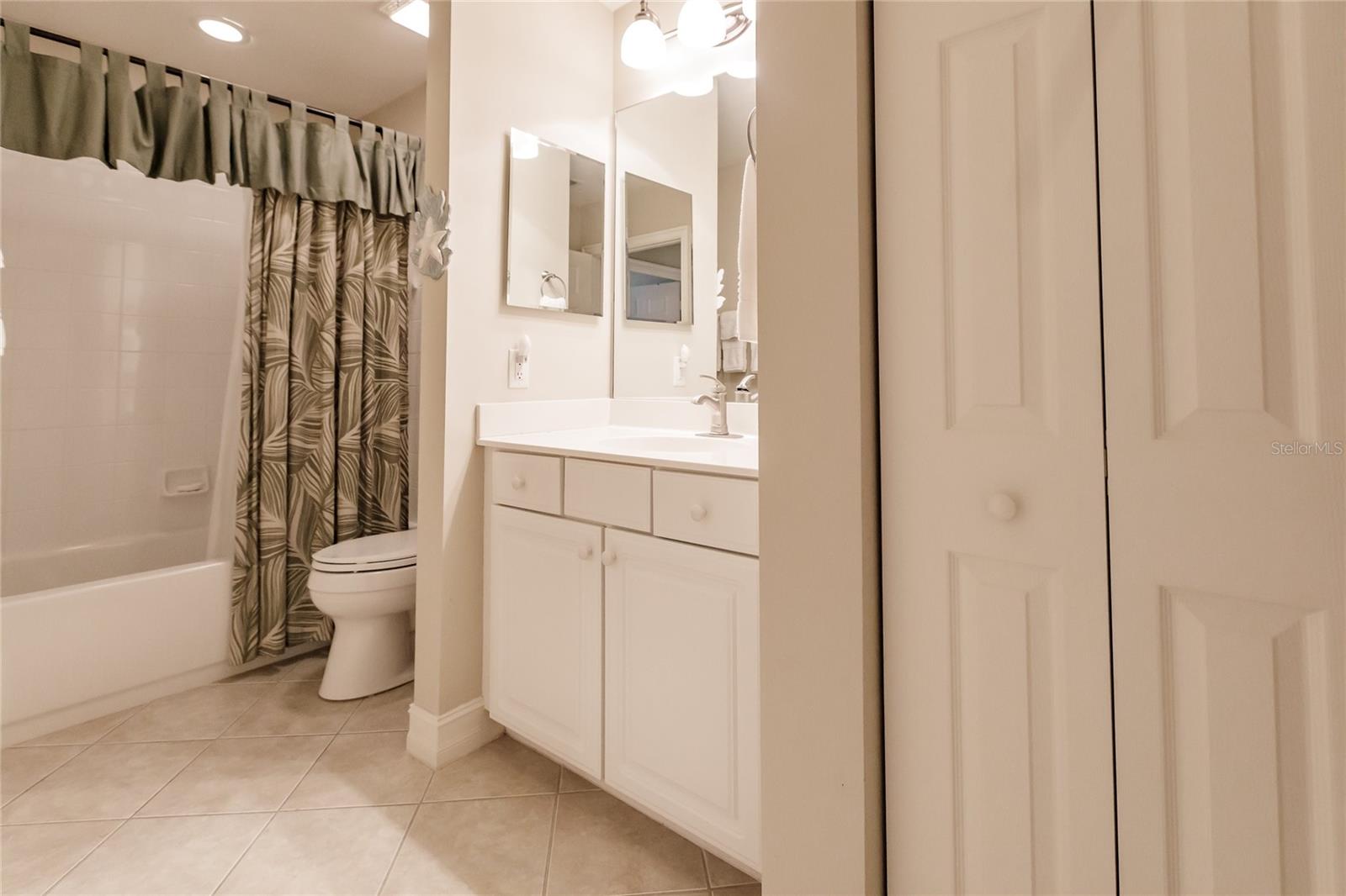 1878 TARPON BAY DR S #102, NAPLES, FL, 34119