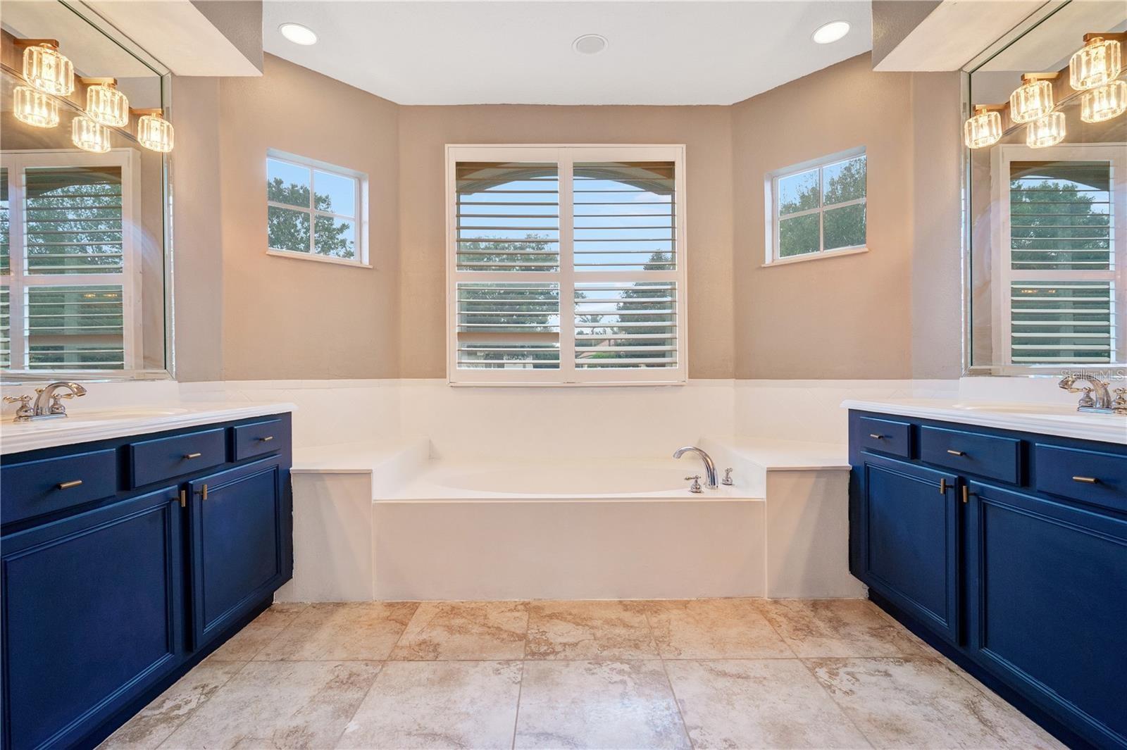 1927 WATERMERE LN, WINDERMERE, FL, 34786