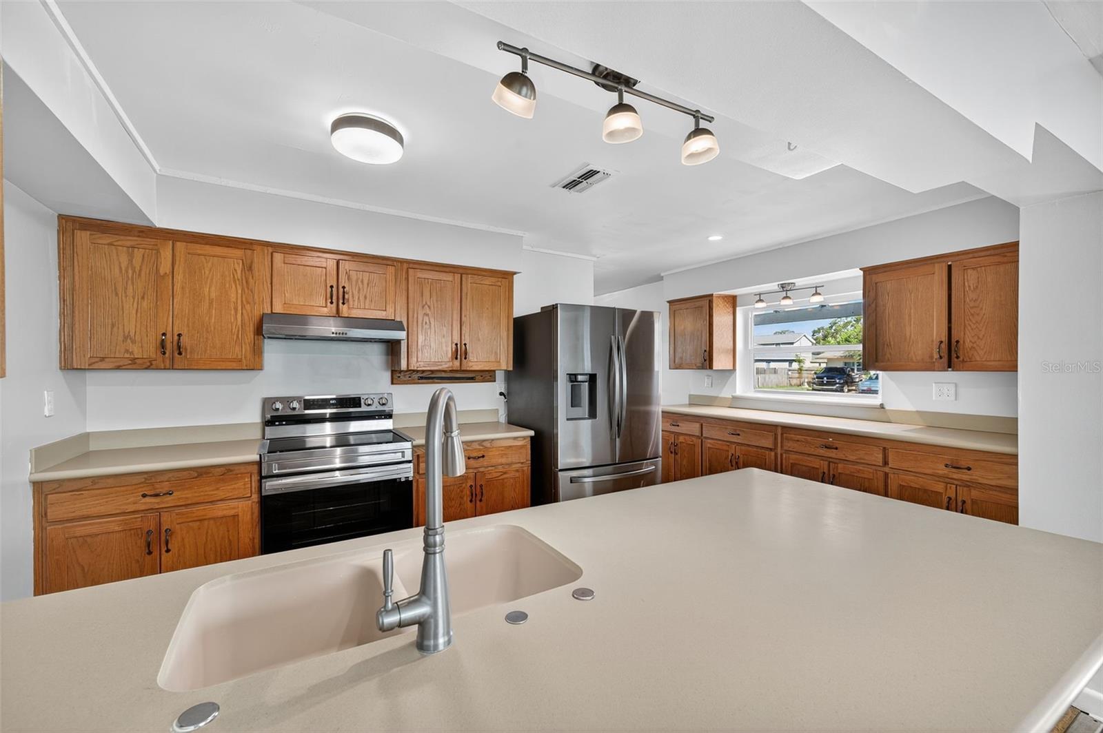 1271 BERMUDA ST, CLEARWATER, FL, 33755