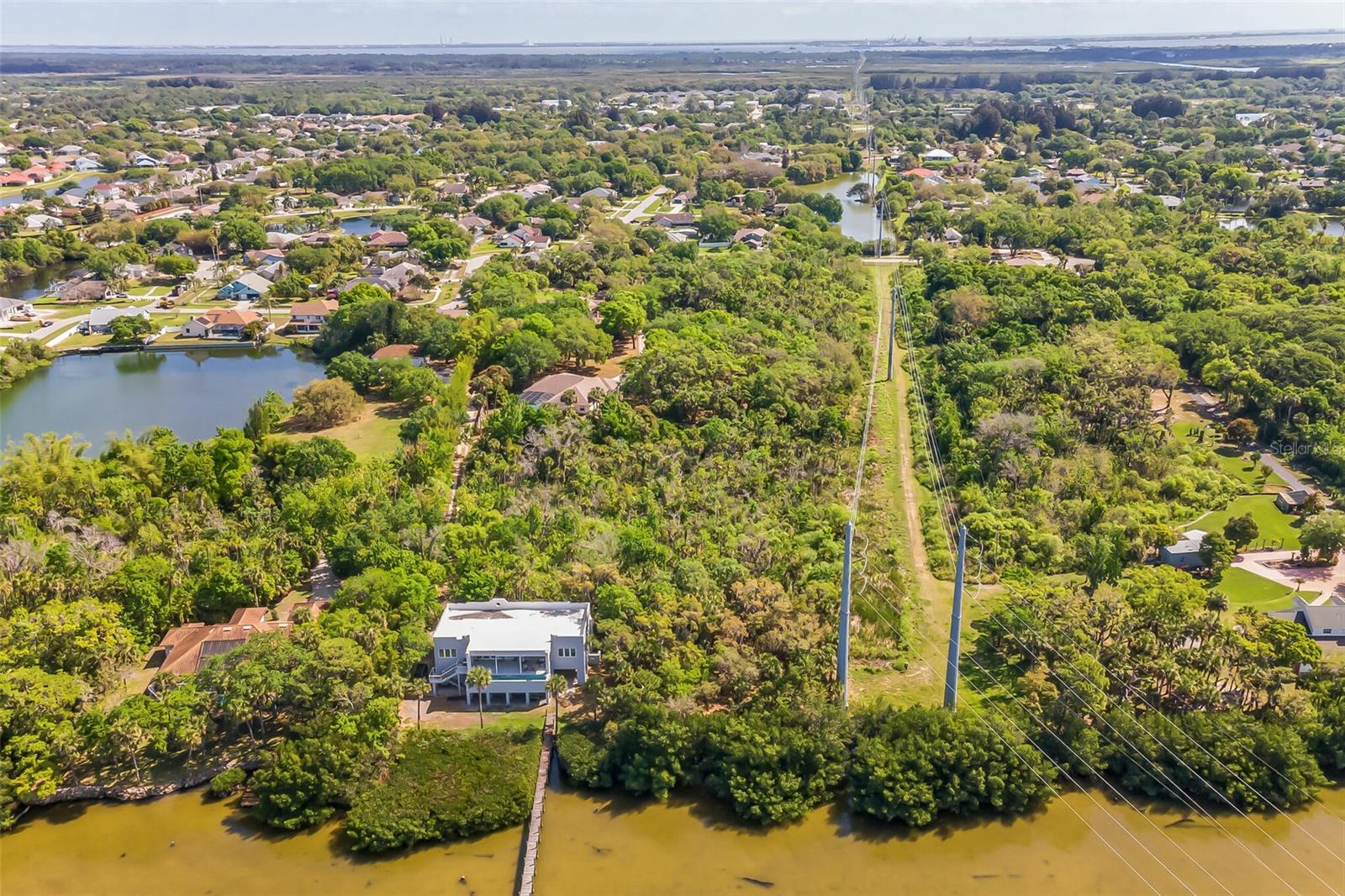 3305 SPARTINA AVE, MERRITT ISLAND, FL, 32953