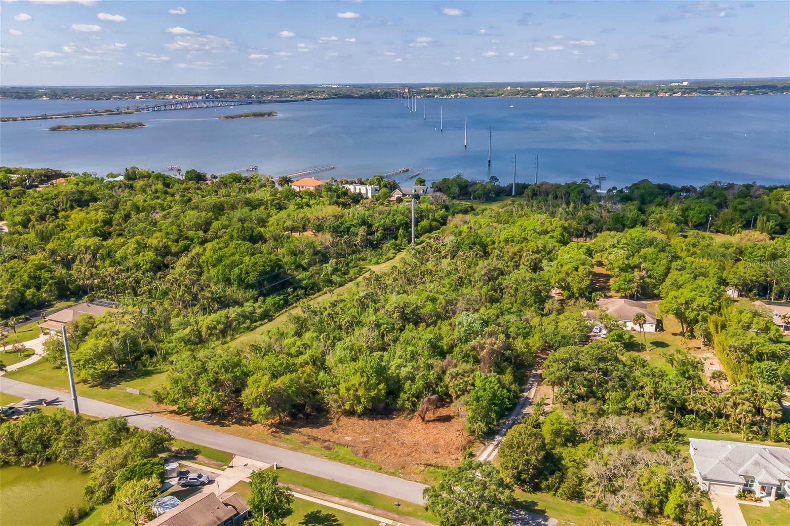 3305 SPARTINA AVE, MERRITT ISLAND, FL, 32953