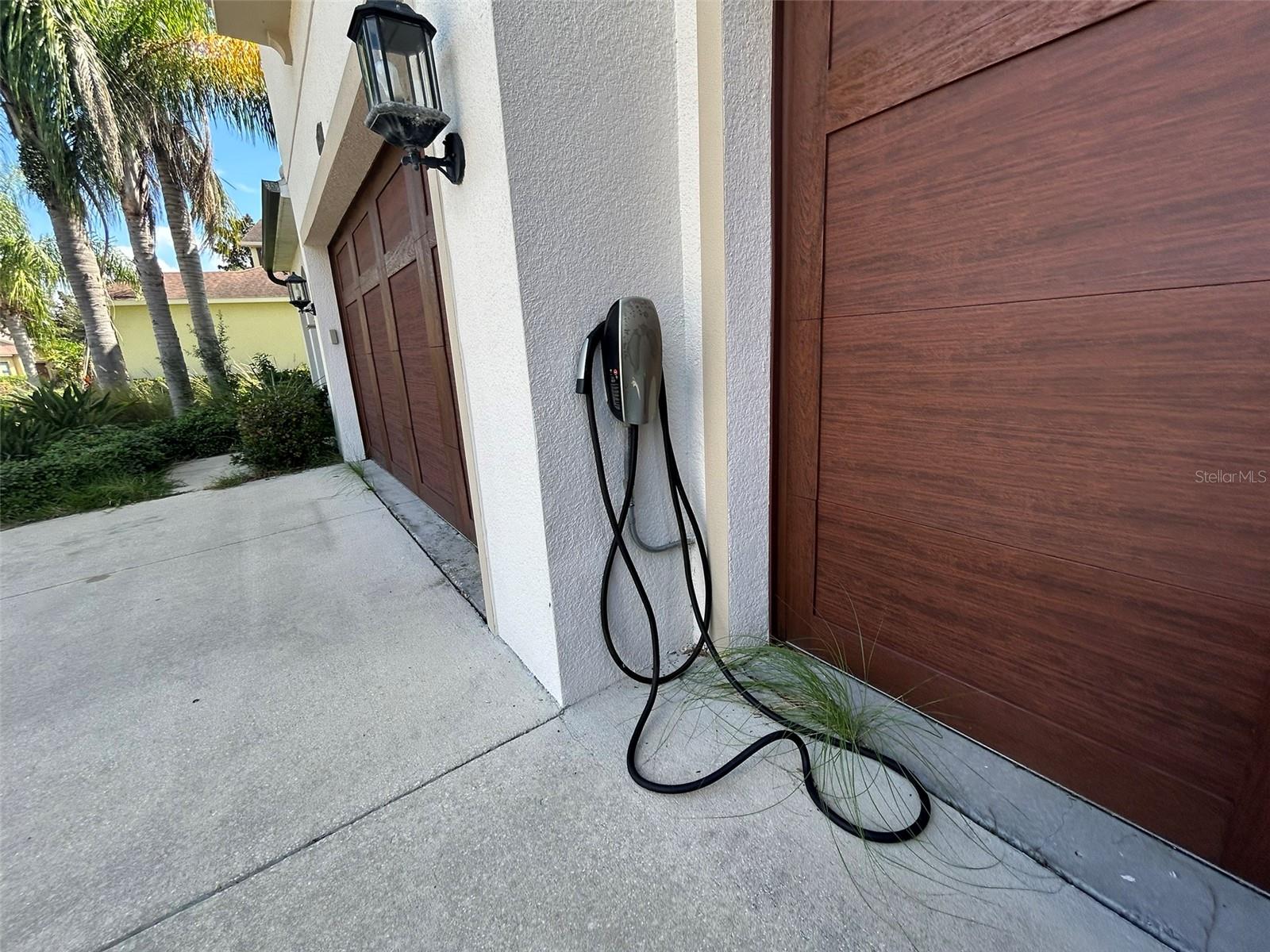 14320 AVON FARMS DR, TAMPA, FL, 33618