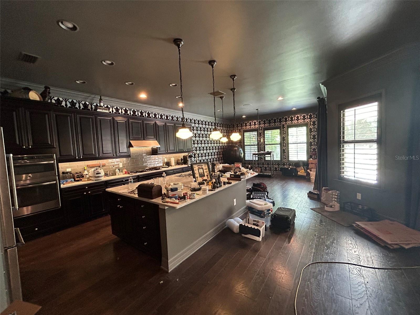 14320 AVON FARMS DR, TAMPA, FL, 33618