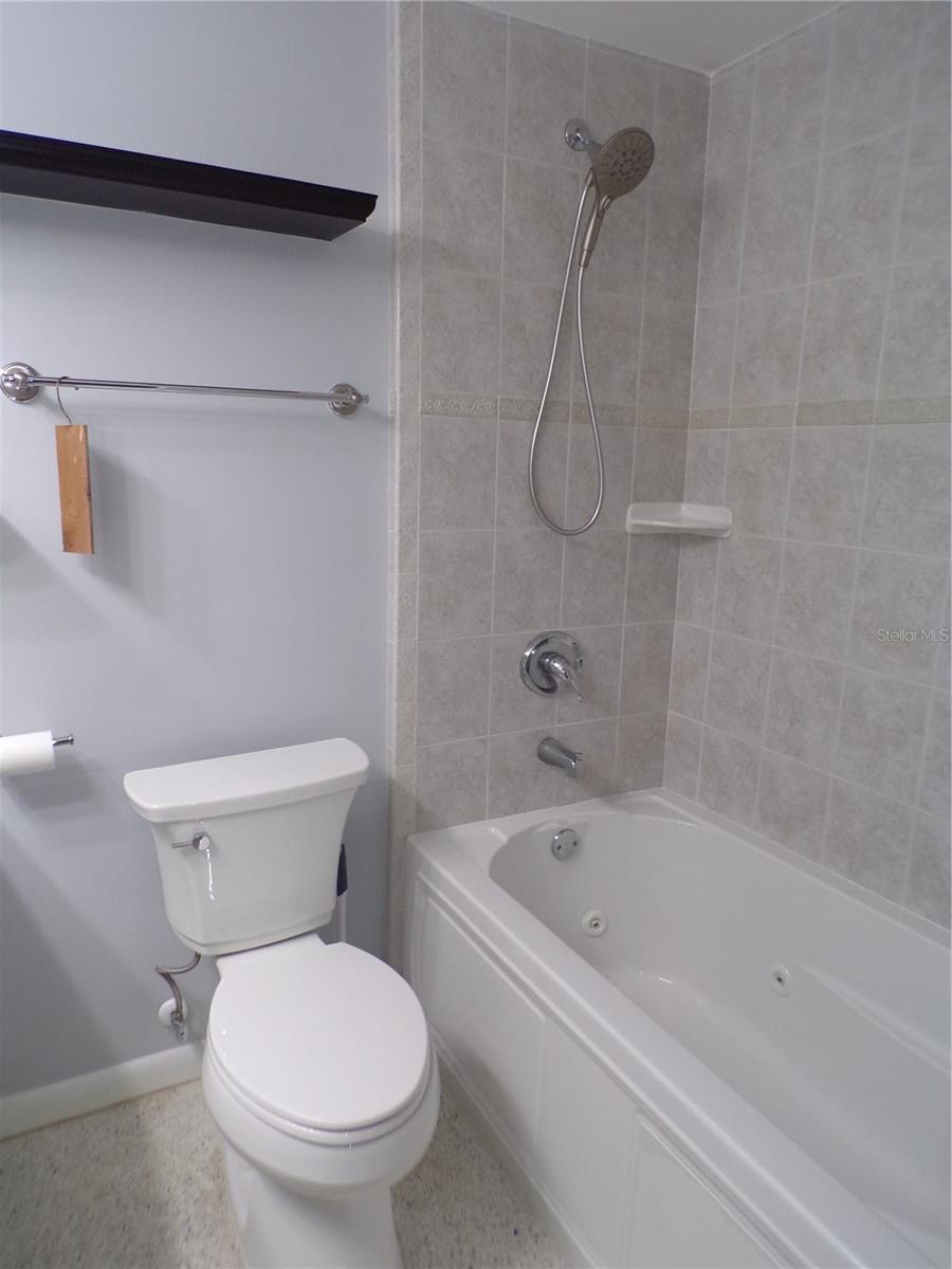 18726 COUNTRYMAN AVE, PORT CHARLOTTE, FL, 33948