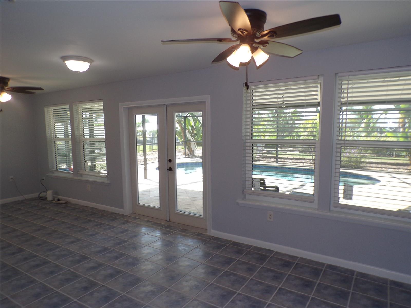 18726 COUNTRYMAN AVE, PORT CHARLOTTE, FL, 33948