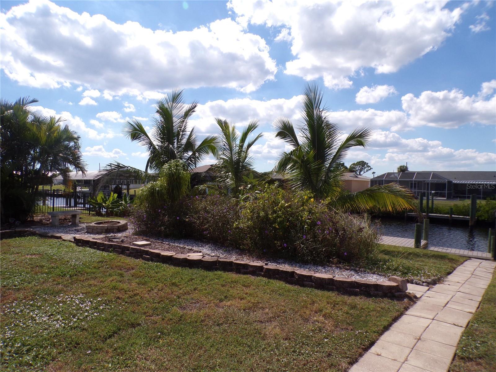 18726 COUNTRYMAN AVE, PORT CHARLOTTE, FL, 33948