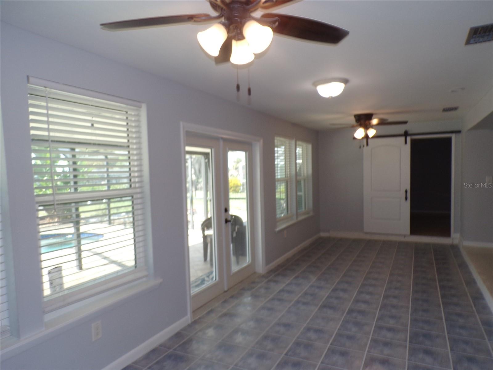 18726 COUNTRYMAN AVE, PORT CHARLOTTE, FL, 33948