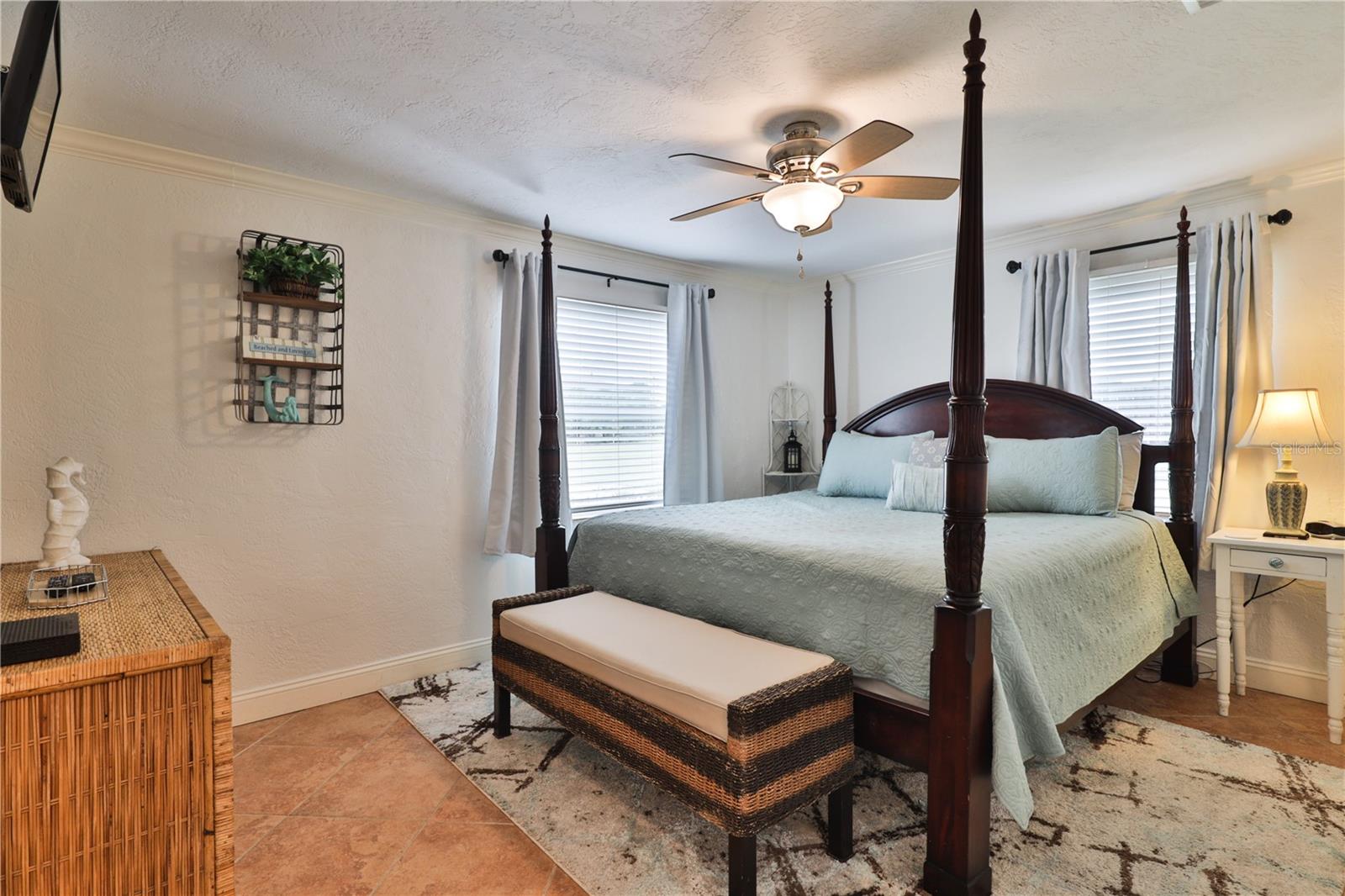 813 E 6TH AVE, NEW SMYRNA BEACH, FL, 32169